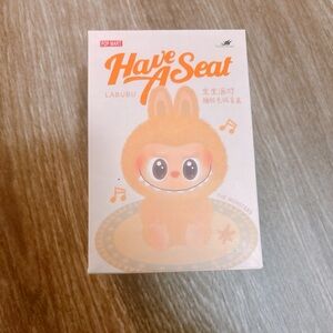 Labubu Have A Seat Toy - Lafufu